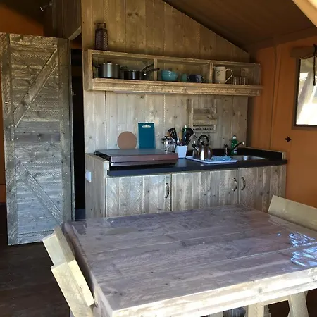 Glamping Suzanne Campingplatz *
