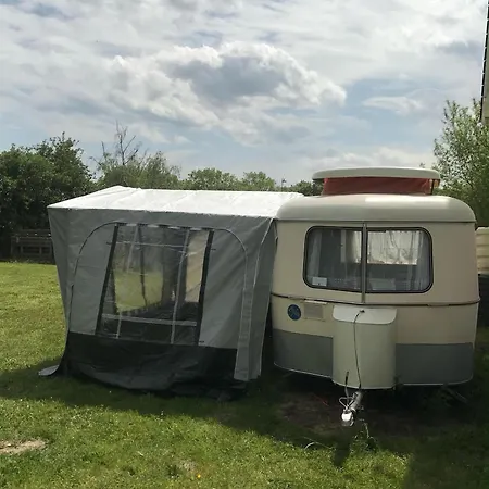 Camping Glamping Suzanne *